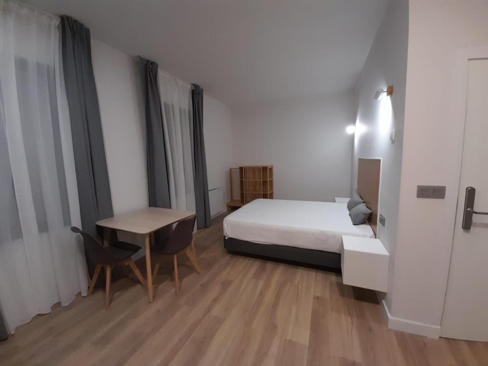 Apartamentos Recunchos 奥伦塞 外观 照片